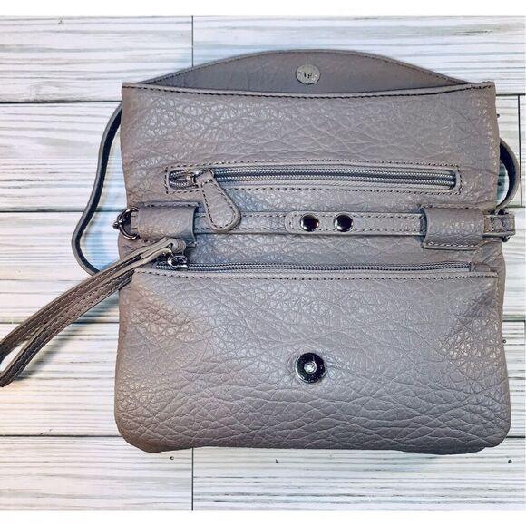 Nine West Coralia Gray Faux Leather Mini Tunnel Crossbody/Clutch - Picture 3 of 15